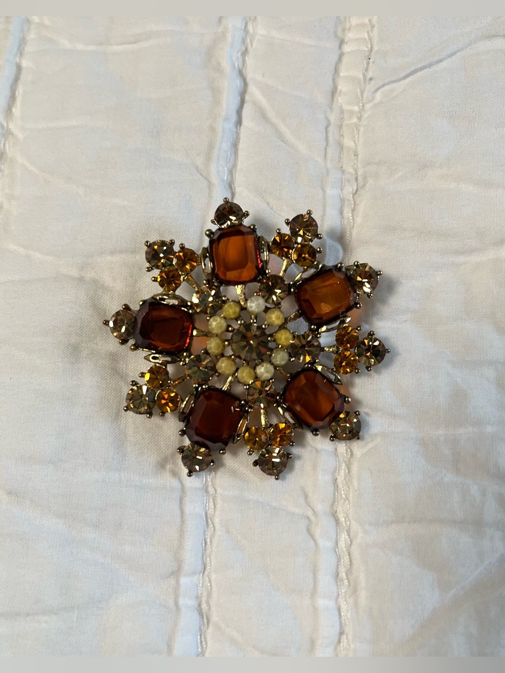 Vintage 1960s Amber Rhinestone Starburst Brooch Pin